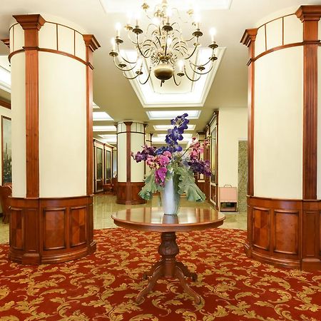 Hotel Belvedere เบรยลา ภายนอก รูปภาพ